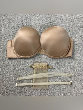 Victoria’s Secret Very Sexy Bra Strapless Multi Way Size 36D Removable Straps